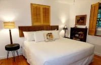 Mentone's favorite Cozy Cabin!  In the heart of Mentone:  In Town but Far Out