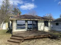 M-22 Lakefront Property in Onekama with amazing Sunsets!! Hotels near Portage Lake