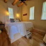 Lighthouse Inn the Woods 🐓because you deserve it! Các khách sạn ở Sullivan County