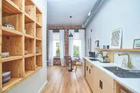 Charming European-style Studio in the Historic Orenge Building, Downtown Durham.