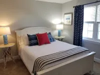 Island House D : Stylish Updated Townhome - Steps to the Beach w/ Pool!