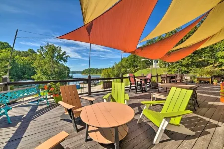 Condo #24 at Lynnhurst Resort - Jet Ski Rentals On Site!