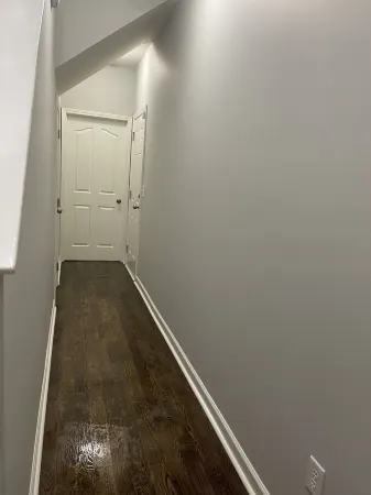 Spacious 3 level Townhome in prime location! Tvs & fans in all 4 bedrooms!!