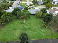Modern Oasis: Tranquil Living in Royal Palm Beach