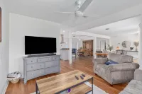 Newly Remodeled Modern Farmhouse on an Acre