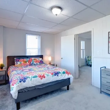 Parkview, Apt #5Parkview Historic Apartment