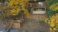 Lakefront Retreat w/ screened porch & private dock
