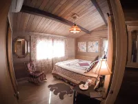 Cedar Orchard Cabin.