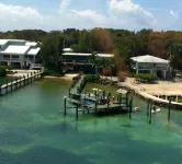 Bay Front Home With Magnificent Views - 4 estrellas
