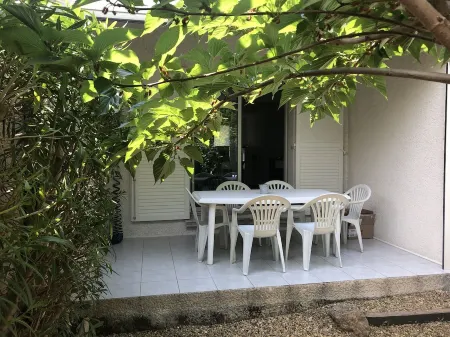 Villa with swimming pool - 6 people - WIFI - Air conditioning - see video