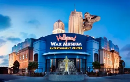 Luxury Master Suite king size bed full bathroom in the center of Myrtle BeachSC