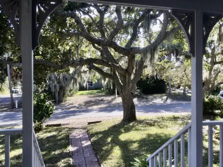 Little House, Cute, Cozy Artist Cottage