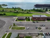 Agate Bay Cottage 2 Bed 2 Bath. Watch the ore boats in comfort.