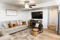 Casita Turquesa | Sleeps 16 | Garden City | 3-Min Walk To Shakes | Stay With Us