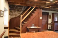 The 1764 Mohler House! Beautifully Restored Farmhouse 3BR/4BA on 9aces w/firepit Hotels in Ephrata Township