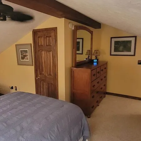 Cozy Loft nestled atop of Snowshoe