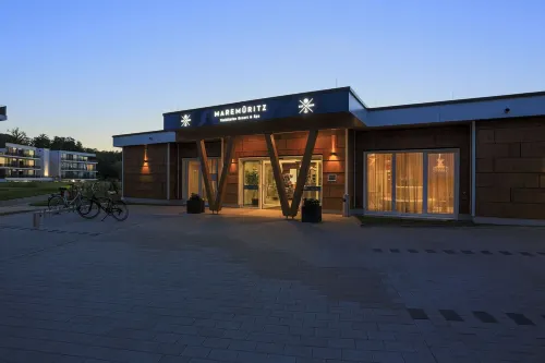 Luxuriös Ausgestattete Ferienwohnung für Max. 4 Personen. Pool, Strand und Sauna Hoteles en Distrito de Müritz