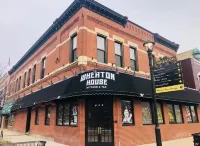 ✽ Charming Cottage ✽ close to College/Town/Station