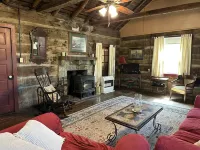 Beautifully Restored Log Cabin in Bluemont, VA