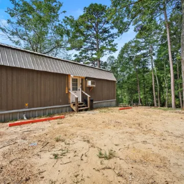 Lucky's Canoe & Kayak Cabin #3 - Caddo River Access!
