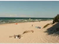 Vacation home Anna - left side Hotéis em Dranske