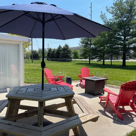 Huron Lake House Getaway at Old Homestead Beach = Beach & Chill