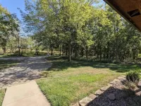 Calming Cabin near Perry Lake Hotels near Old Jefferson Town