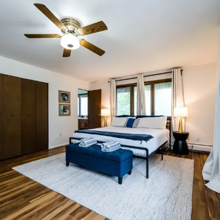 Spacious 4Br Retreat • Private Beach • Heated Outdoor Pool is Open • Golf Cart