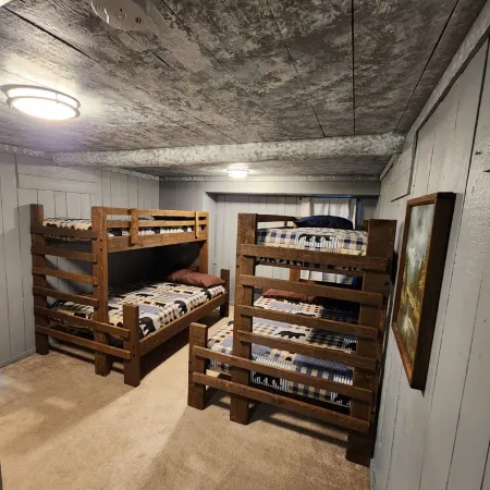 Rustic Cabin Hyde-A-Way