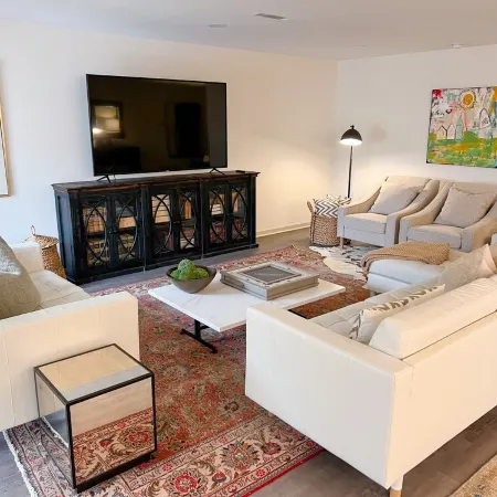 The Reserve on Spring in downtown Searcy close to restaurants and Harding!