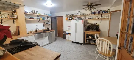 Big, Comfy Home near Parks and UW East Campus