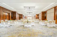 Le Meridien Hyderabad Hotels in Hyderabad