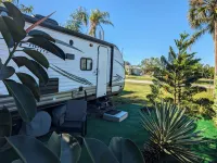RV/camper in terrific Via Madonna property Hoteles en Englewood
