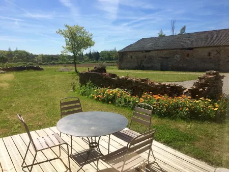 La Maison du Jardinier: charm, full nature, Pornic 20 minutes, Nantes 30 km