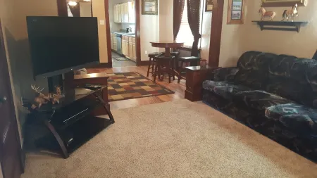 Stay at the Naughty Pine in beautiful Lava Hot Springs, blocks from downtown