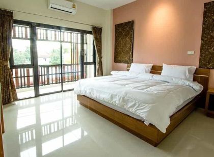 Boontawee Boutique Home