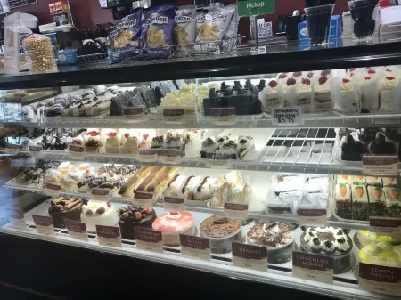 4BR 6BEDS WOLLASTON BEACH. NearBOSTON3