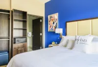 Downtown Raleigh Luxury Apartment!