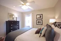 Awesome Location for Louisville or Expo Stay! Hotels near Sam's Club