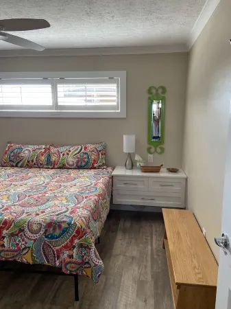 OCEANFRONT@The Lucky Duck- 100% renovated, clean, cozy & well-appointed.