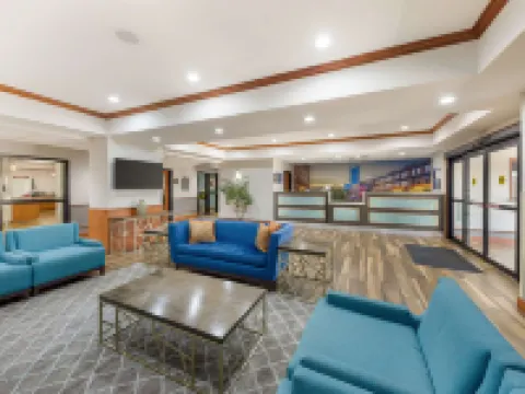 米德韋斯特城貝斯特韋斯特優質套房酒店 米德韋斯特城酒店