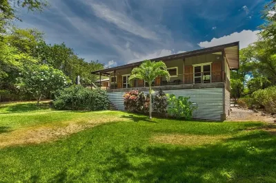 Spectacular Beachfront Home! Waialea Bay Beach House on White Sand Beach Hotels near Waialea Beach