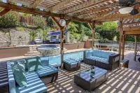 Ultimate So Cal Resort House!!