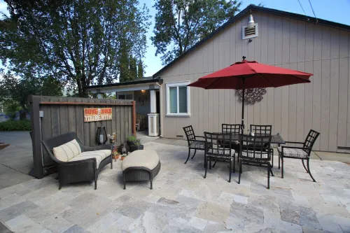 Wine Country 2 bedroom Cottage (with Optional 1 bedroom Guest House) Hotels in El Verano