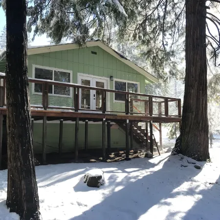 Murphy's cottage in Arnold