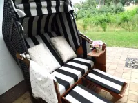 Charming Fisherman's Cottage on the Szczecin Lagoon on a Large Plot. - Wifi