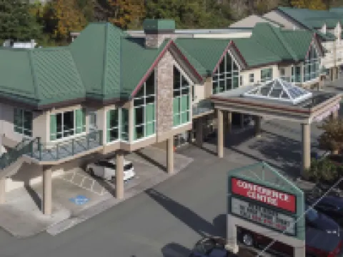 Clarion Hotel & Conference Centre Hotels in Abbotsford