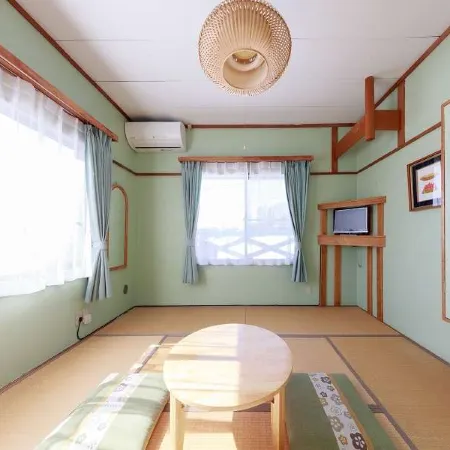 Kids Pension Maple