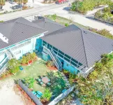 Seahorse Suites #1. Pet Friendly Beach HAVEN! Hotels near Bella Isola Boutique
