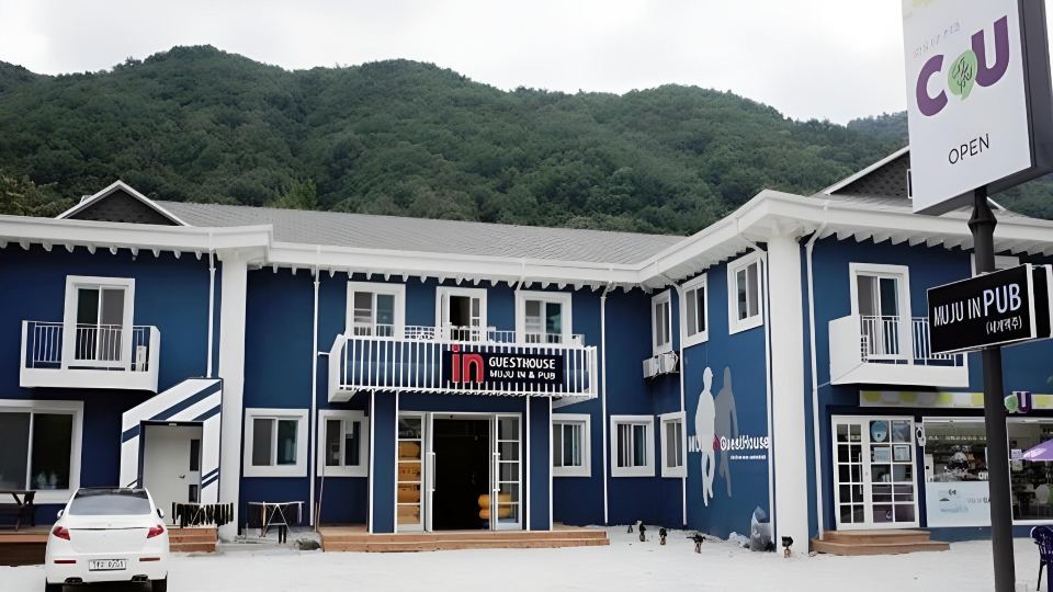 Muju in GuestHouse - Hostel